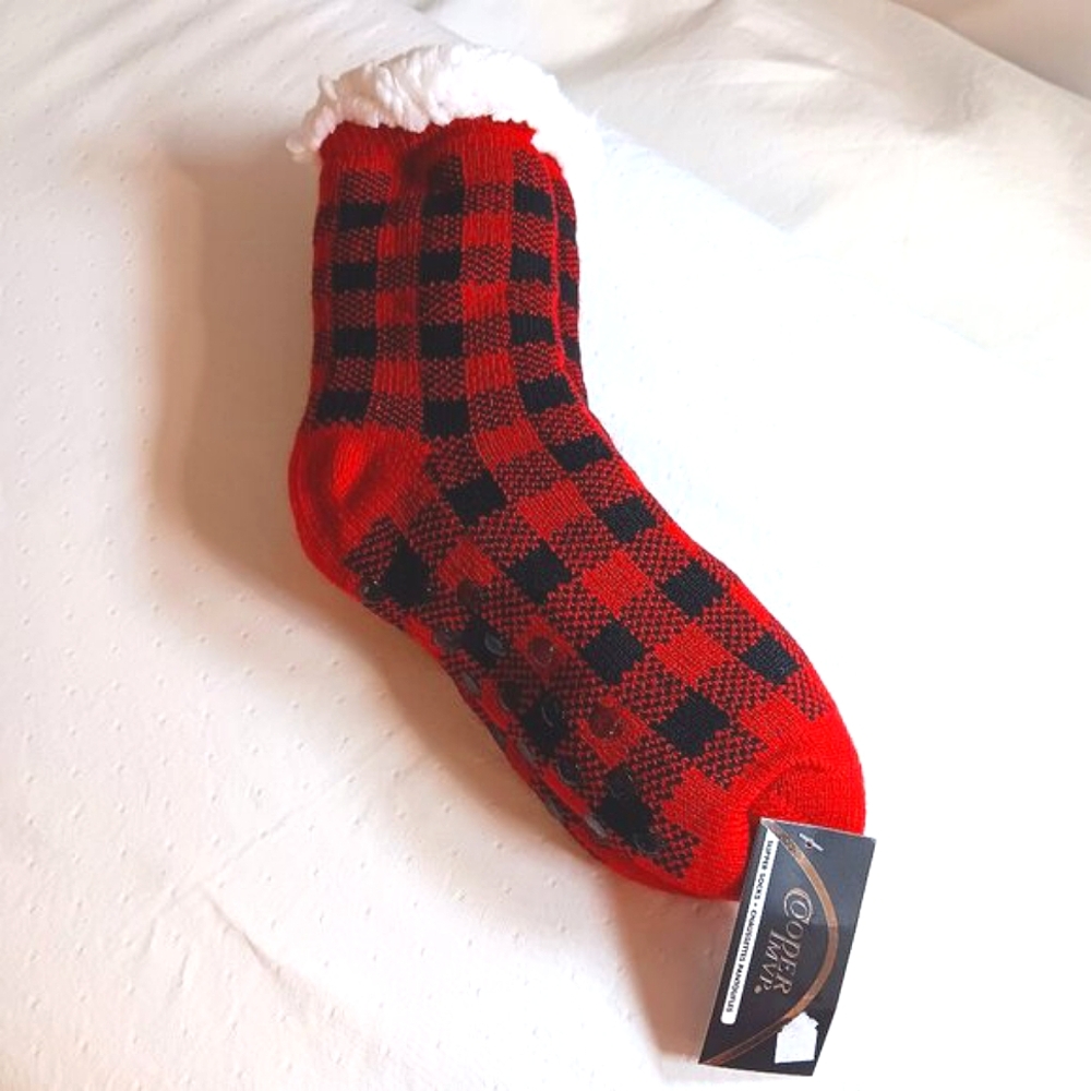 NWT Buffalo Plaid Slipper Socks Knit Sherpa Lined Cozy Women's Size 6-10
